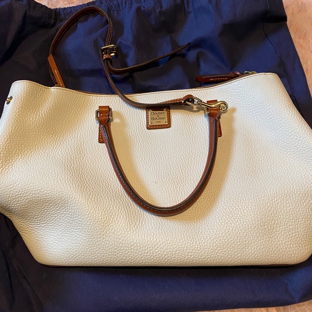 Dooney & Burke Satchel purse